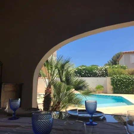 Mediterranea Clim, Piscine, Cuisine D'ete