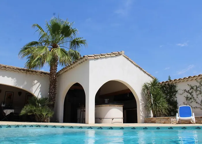 Вилла Mediterranea Clim, Piscine, Cuisine D'ete Пероль