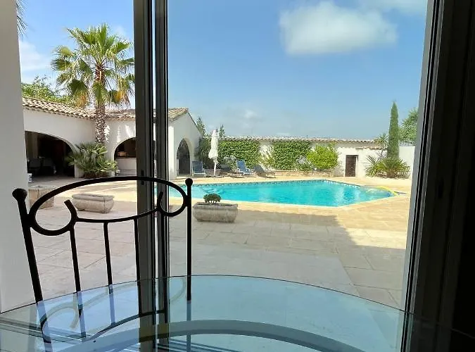 Mediterranea Clim, Piscine, Cuisine D'ete